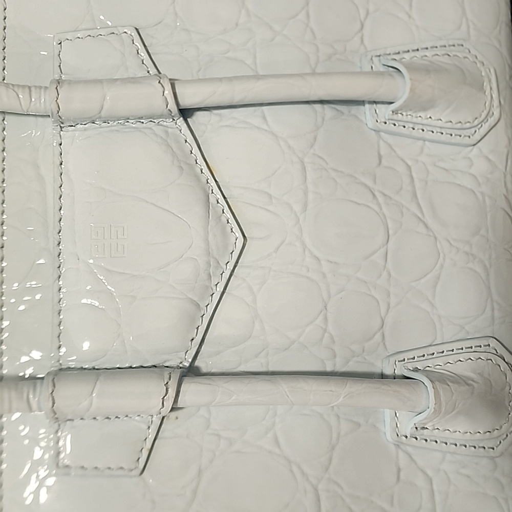 Givenchy Antigona Croc Bag - Picture 8 of 11